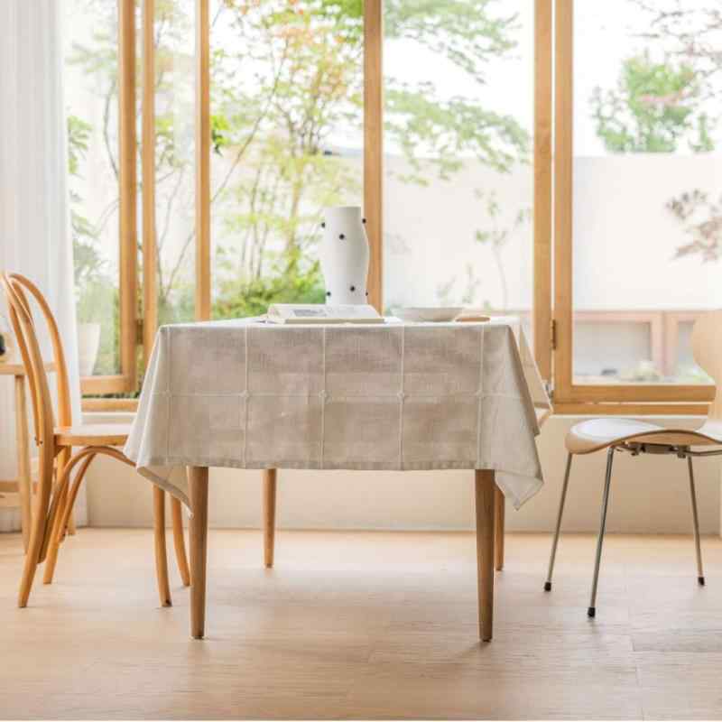 テーブルクロス チェック 格子 マルチカバー デスクマット 長方形 刺繍 花柄 ホワイト 白 コットンフラワー ポリエステル リネン風 モダン シンプル カフェスタイル ナチュラル 北欧 おしゃれ ダイニング