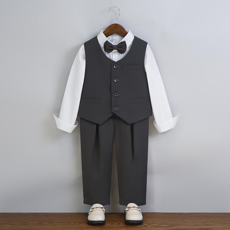スーツ 男の子 キッズ 子供 セットアップ ベスト パンツ シャツ 蝶ネクタイ フォーマル 礼服 発表会 結婚式 演奏会 英国風 無地 シンプル かわいい 高級感 冠婚葬祭 春夏 ポリエステル ブラック グレー カーキ
