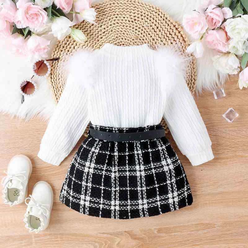 セットアップ 女の子 キッズ 秋冬 子供服 長袖 ファー トップス ウール調 ミニスカート ベルト ホワイト 白 綿 コットン 通園 普段使い お出かけ ふわふわ もこもこ かわいい ガーリー 清楚系 欧米風 上下