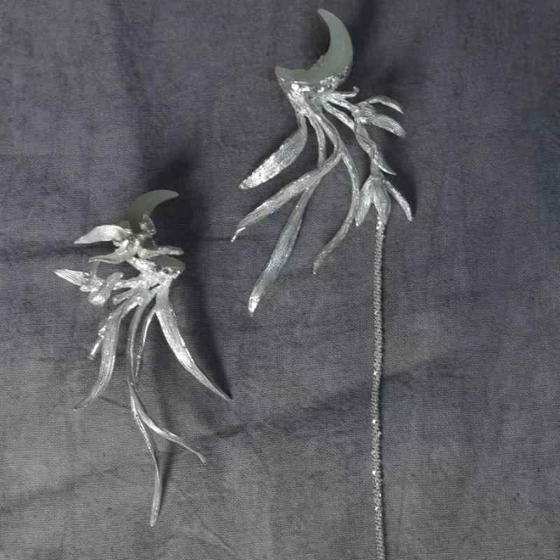 ピアス レディース シルバー925 925銀 耳飾り アクセサリー ジュエリー ロング 揺れる タッセル フリンジ 花 葉 植物モチーフ 立体 中国風 電気メッキ加工 春夏 普段使い デート パーティー