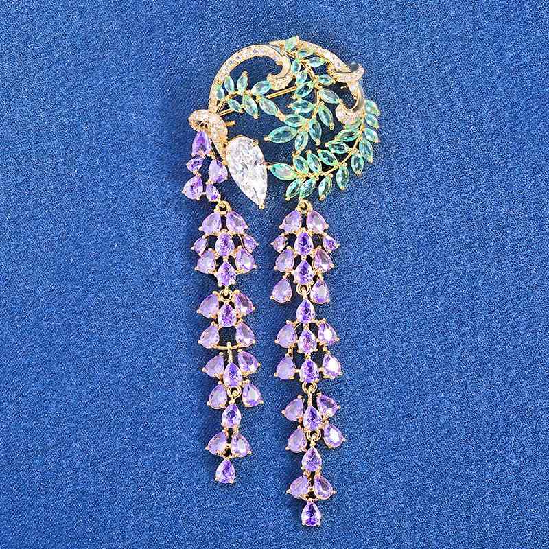 ブローチ レディース 紫 フラワー 花 タッセル ヴィンテージ風 フレンチ 上品 高級感 コサージュ ピン チャイナドレス コート ジャケット 銅 ジルコニア 電気メッキ加工 通勤 普段使い フォーマル