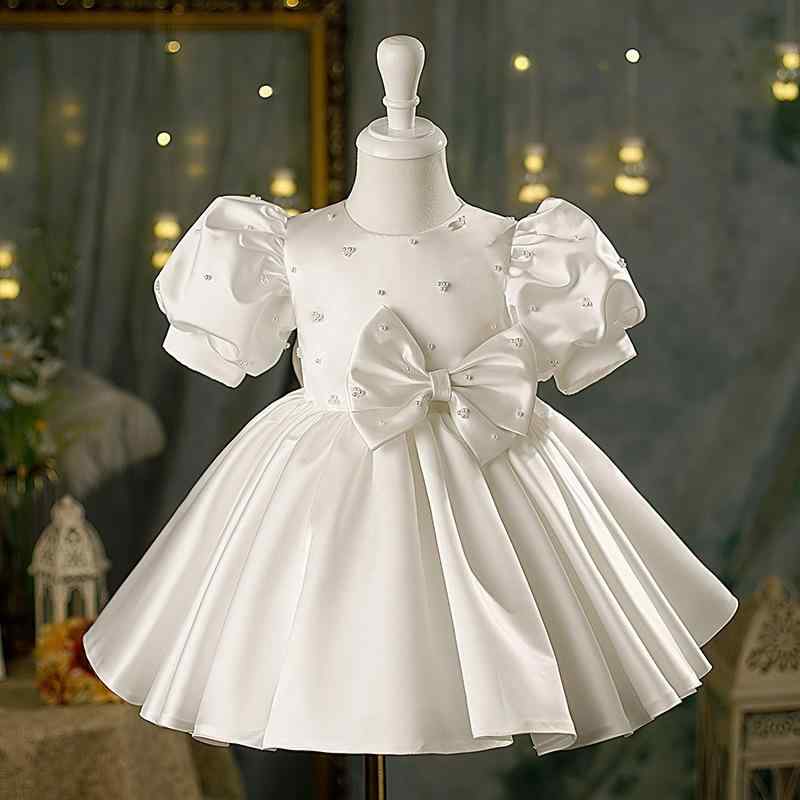 ドレス 女の子 キッズ 子供 ベビー 1歳 誕生日 結婚式 発表会 プリンセス セレモニー ワンピース フォーマル ピアノ ホワイト 白 高級感 かわいい 上品 清楚 プリーツ チュール レース リボン オールシーズン