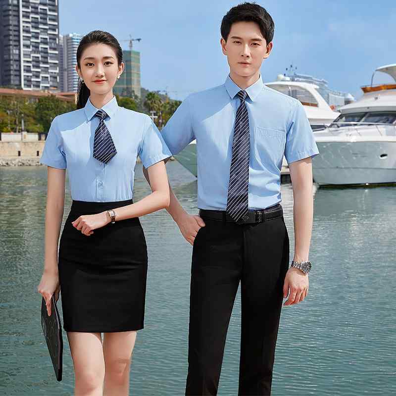 シャツ メンズ レディース 半袖 春夏 上下セット セットアップ 事務服 通勤 ビジネス 制服 正装 フォーマル 刺繍 無地 前開き 細身 スリム レギュラーカラー ボタン ホワイト ブルー ネイビー ポリエステル 綿 トップス 襟 清涼感