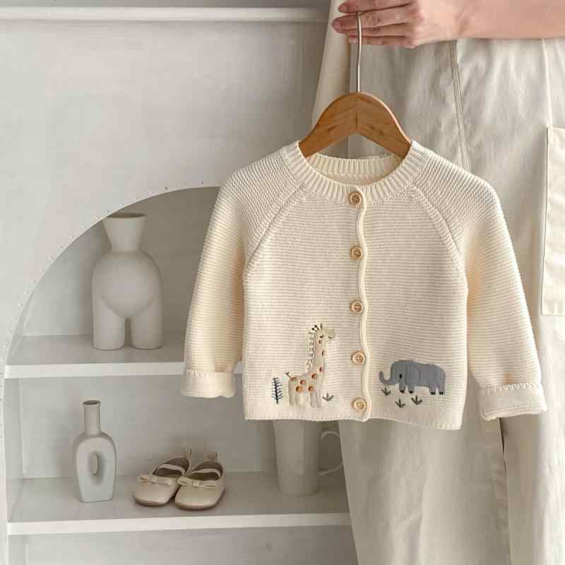 カーディガン ベビー 男の子 女の子 綿 コットン 長袖 前開き ボタン 丸襟 ラウンドネック 刺繍 かわいい 柔らかい 春秋 ライトアウター 羽織り トップス ニット 杏 ホワイト アイボリー