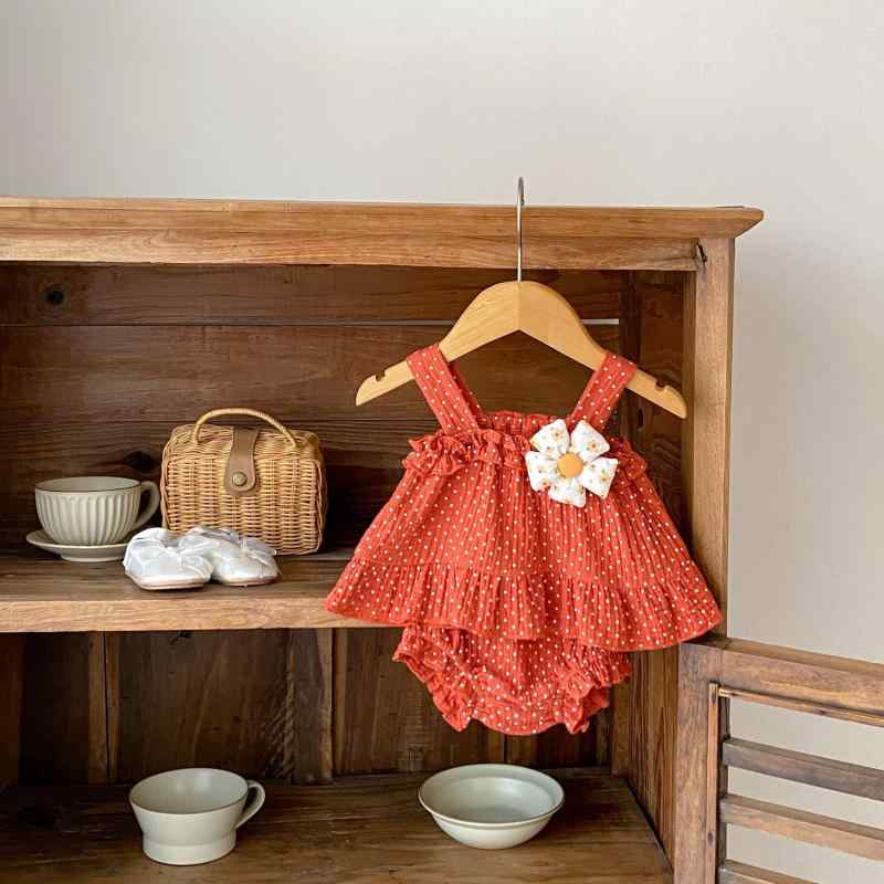 セットアップ ベビー 女の子 春夏 ノースリーブ キャミソール ショートパンツ ブルマ 綿 コットン 水玉模様 花柄 かわいい レッド 赤 部屋着 お出かけ 薄手 カントリー風 スイート