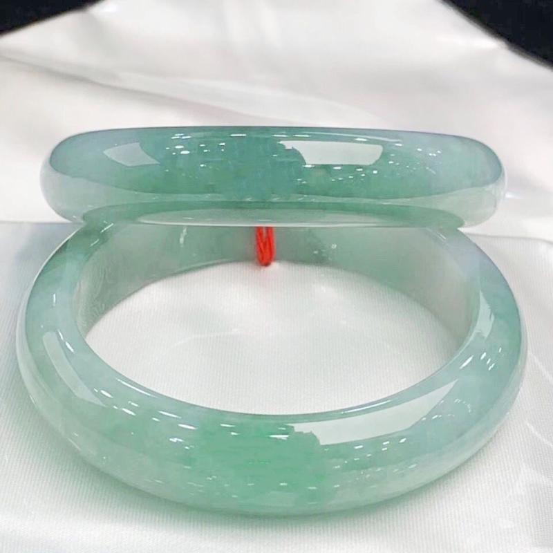バングル レディース 翡翠 ミャンマー産 天然 氷種 老坑 貴妃 腕輪 ブレスレット ハンドメイド エスニック 民族風 レトロ ヴィンテージ風 ジュエリー アクセサリー 高級感 グリーン 緑 お守り ラッキー 普段使い｜フロントップ店