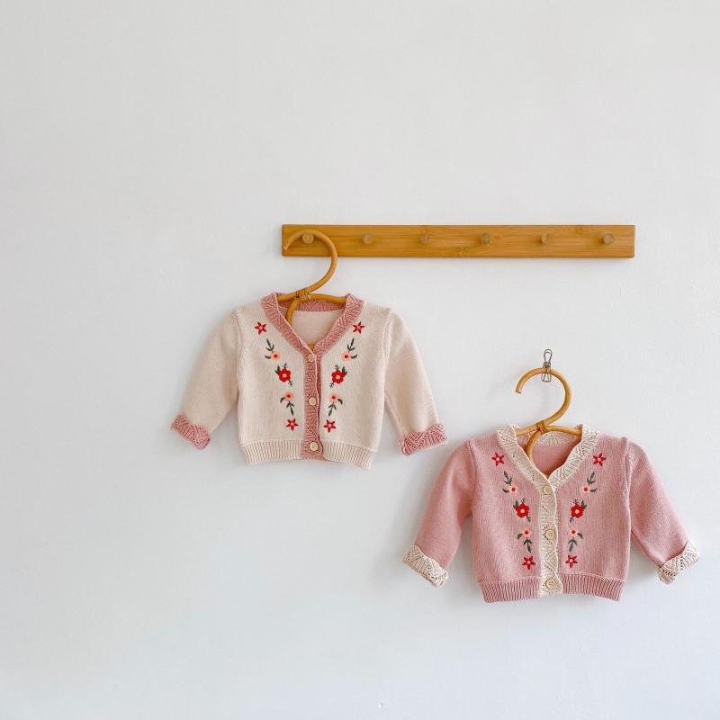 カーディガン ベビー 女の子 赤ちゃん 秋冬 長袖 トップス アウター ジャケット 花柄 刺繍 ニット セーター 綿 コットン 前開き ボタン ピンク系 パールピンク かわいい お出かけ 普段使い 着回し 新生児