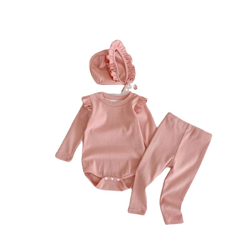 セットアップ 女の子 ベビー 赤ちゃん ロンパース カバーオール ロングパンツ 帽子 3点入り 長袖 フリルスリーブ 無地 シンプル コットン 綿 伸縮性 通気性 カジュアル お出かけ ピンク アイボリー 春秋
