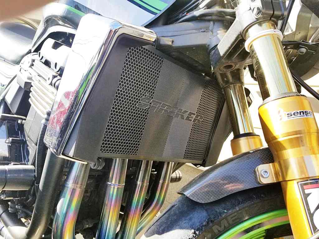 2021春大特価セール！ ZRX1200 DAEG ラジエターコアガード ダエグ ZRX