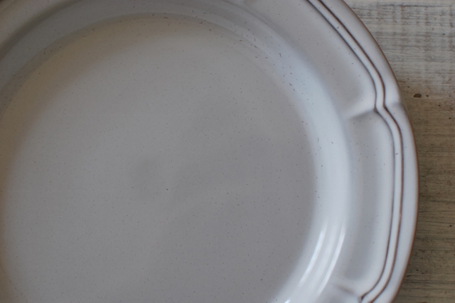 【楽天市場】西洋プレート 大皿 23.5cm リムプレート ホワイトスモーク 美濃焼 人気洋食器 ワンプレート インスタグラム 【人気食器