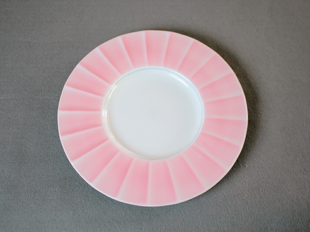 楽天市場 丸皿 洋皿 ケーキ皿 ピンク 21cm 7寸 有田焼 器 プレート 中皿 ピンク おしゃれ かわいい 特別 母の日 結婚祝 ギフト プレゼント 母 贈り物 有田焼フッチーノ