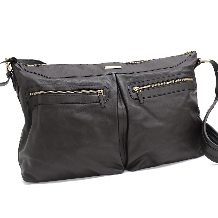 美品✨ グッチ ショルダーバッグ メッセンジャー ナイロン ブラック ロゴ GUCCI グッチ GG柄メッセンジャーバッグ ショルダーバッグ