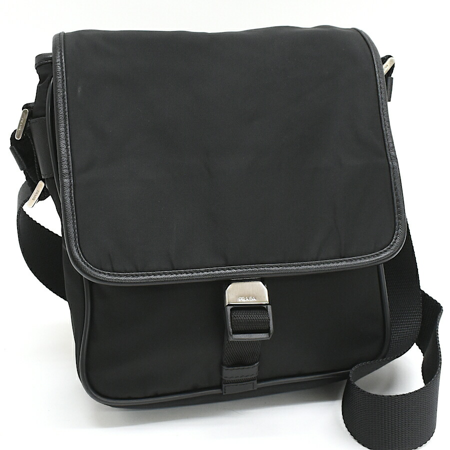 【百貨店SALE】【中古】プラダ ショルダーバッグ ナイロン 黒いこと トライアングルロゴプレート PRADA[貨物輸送無料]