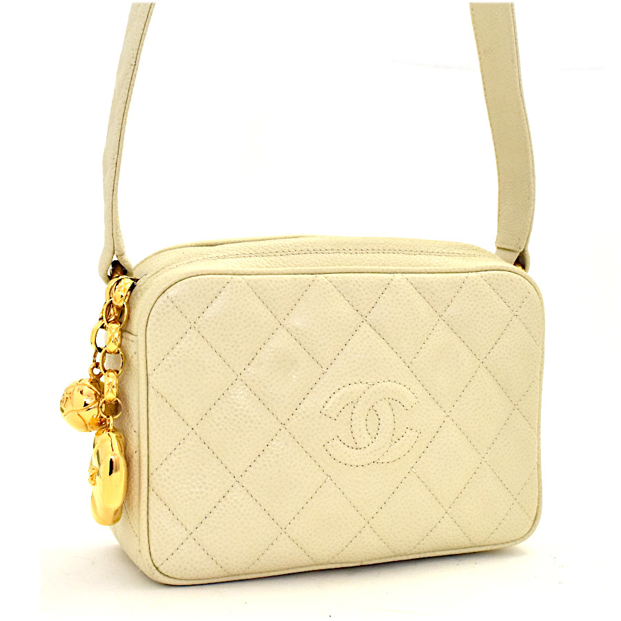 【中古】シャネル ショルダーバッグ マトラッセ キャビアひと肌 レディース 象牙色 CHANEL [美品][貨物輸送無料]
