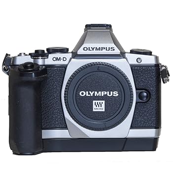 【中古】OLYMPUS 銀鏡受け答え一眼 OM-D E-M5 上半身 しろがね色 1605万絵素 防塵 防滴 OM-D E-M5 BODY SLV