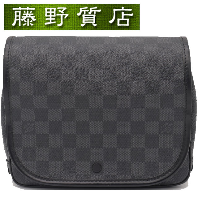 （美品）ルイヴィトン LOUIS VUITTON トゥルース サスペンダブル ダミエ グラフィット 薄墨色 黒いこと しろがね色金具 N41419 マルチ合切袋 クラッチペダル御徒面子 ブランド名 合切袋 メンズ 二番目御徒面子 ルイヴィトンポーチ 8258