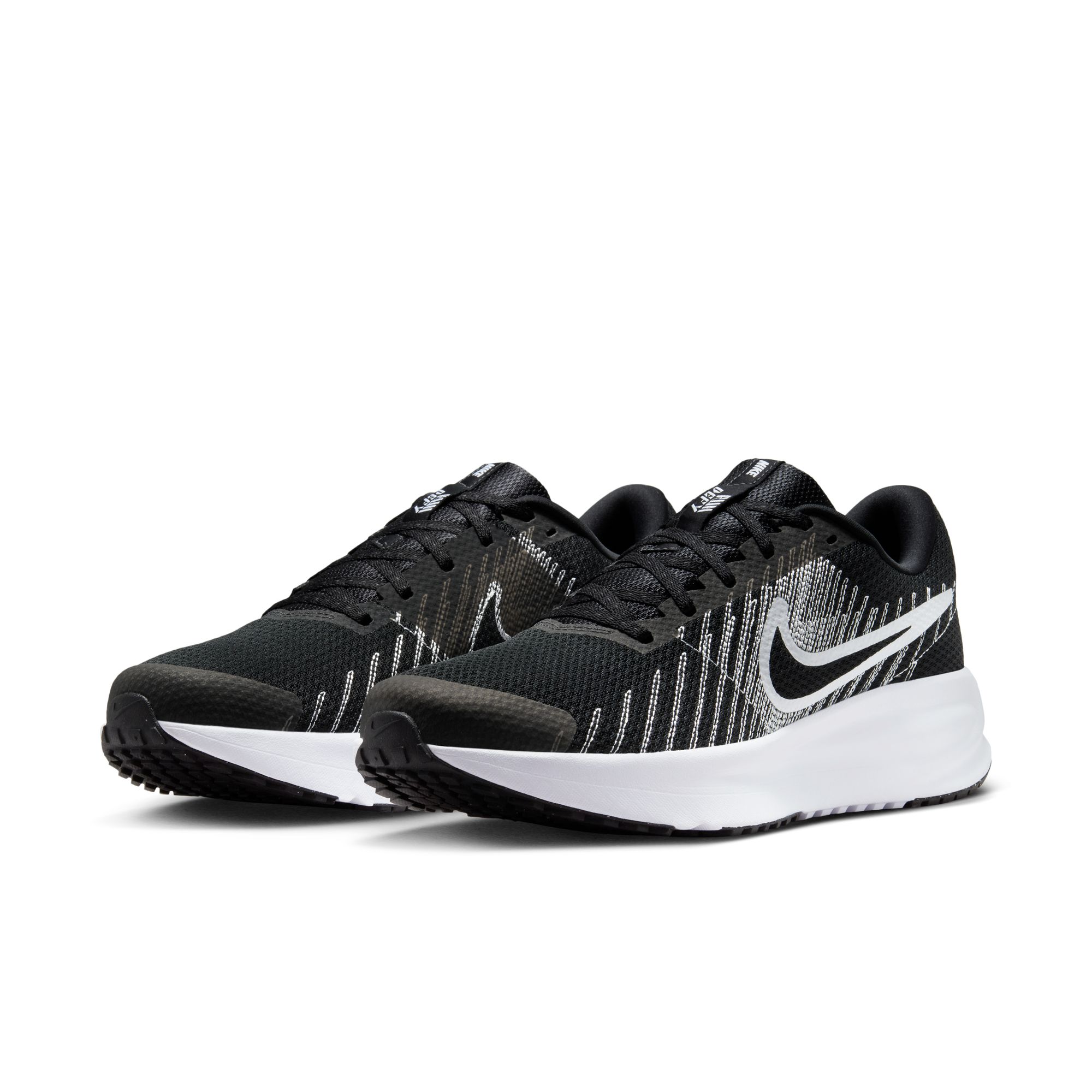 楽天市場】NIKE RUN DEFY ローカット スニーカー シューズ 黒