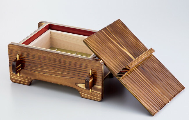 【5個セット　再出品その三】赤い漆器 重箱 蓋付き（鰻の長焼用）新品•未使用 重箱用 仕切り 4ツ切り 6.5寸重箱用 入子 入れ子 中子（一段分