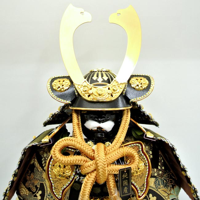 藤田人形店オリジナル鎧平飾り『飛翔鷹厚金飾り胴丸鎧金月鳳凰柄二曲本装屏風』