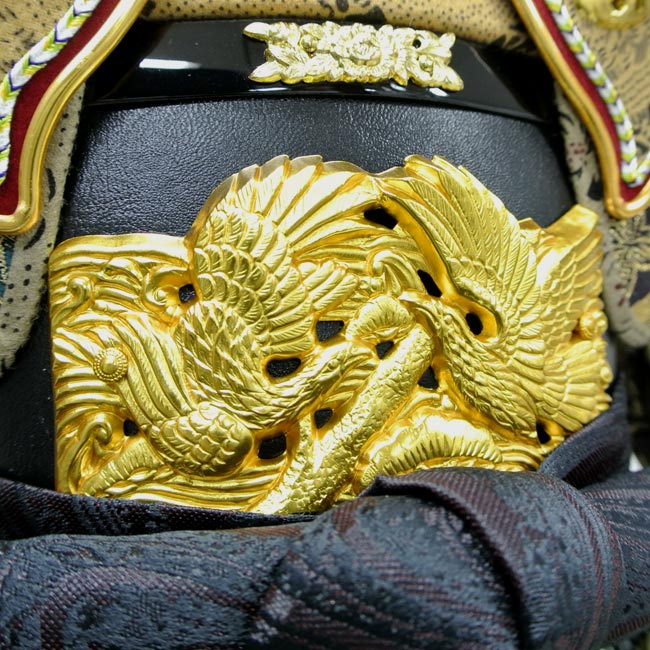 藤田人形店オリジナル鎧平飾り『飛翔鷹厚金飾り胴丸鎧金月鳳凰柄二曲本装屏風』