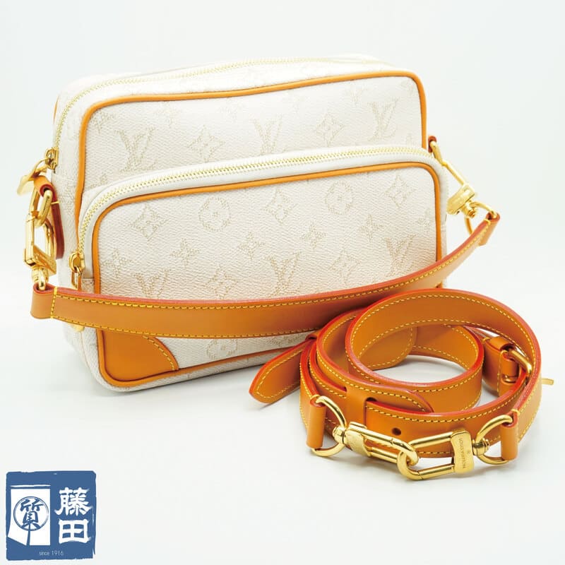【差し上げ物特性】 LOUIS VUITTON ルイヴィトン M14682 ナイル 象牙色 はりつけ台上半身 御徒面子 モノグラム ヘリテージ 構内 レディース 一六銀行 【中古】