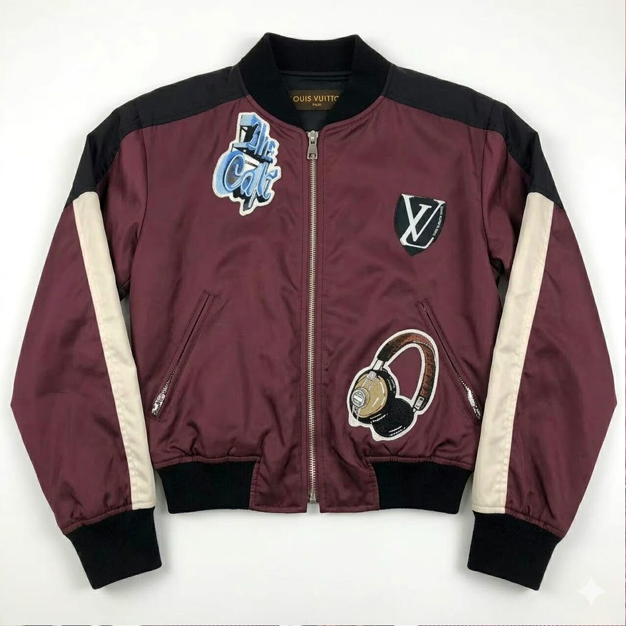 【中古】ルイヴィトン LVロゴ 17AW ナイロンスタジャン パープル ワッペンブルゾン 36 ボルドー ネイビー ホワイト 希少 レア レディースメンズ|FUJIVINTAGE