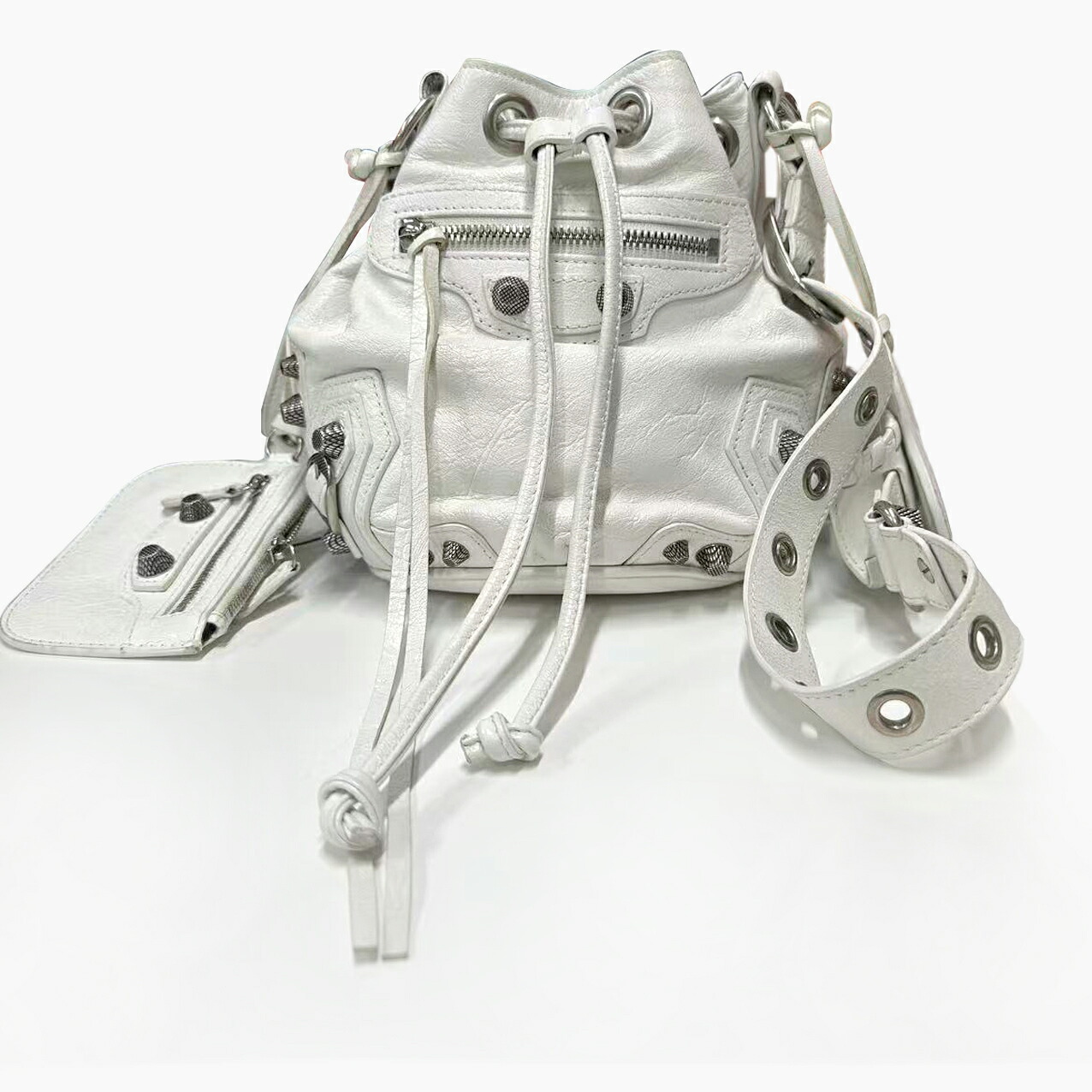 【中古】BALENCIAGA バレンシアガ ルカゴール XSバケット ショルダーバッグ 702431 ホワイト ラムスキン シルバー金具 美品｜FUJIVINTAGE