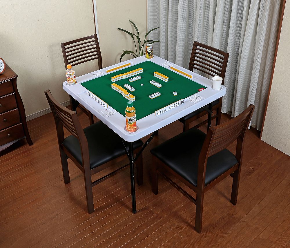 mahjong table