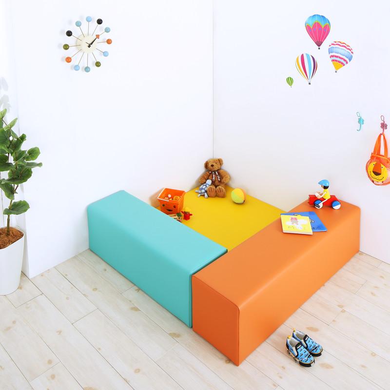 法人様必見 子供に安全安心 コーナー型キッズプレイマットシリーズ 〔Pop Kids〕ポップキッズ 3点セット（フロアマット1枚+スツール2枚） 120×120 イエロー【北海道・沖縄・離島配送不可】