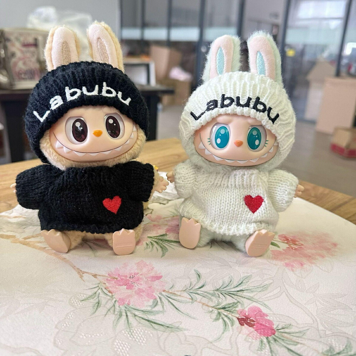 新品2点セット ウサギlabubuラブブぬいぐるみ服17cm着せ替え着ぐるみ 新品2点セット ウサギ仮装labubuラブブぬいぐるみ服17cm着せ替え