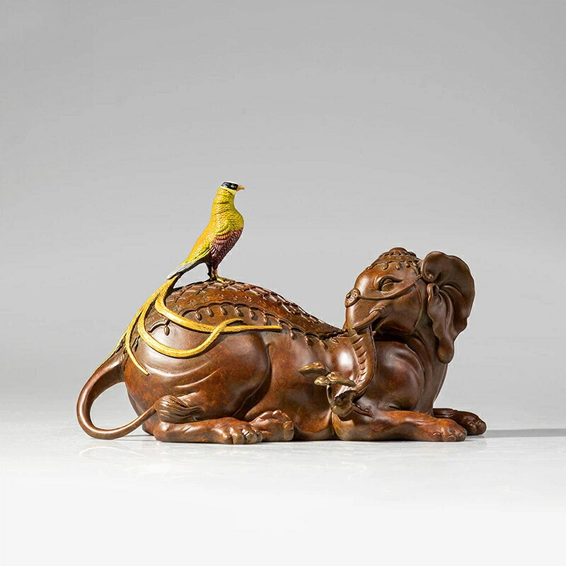 吉祥 象 黄銅 擺件 金属 工芸品 家居 装飾 銅像 インテリア 置物 福を招く 象 招財 開運 玄関 リビング 書斎 プレゼント 贈答品 クリスマス 御歳暮 お歳暮 御年賀 敬老の日 誕生日 結婚祝 出産祝 長寿祝 退職祝 昇進祝 新築祝 卒業祝 開業祝｜fukin-store