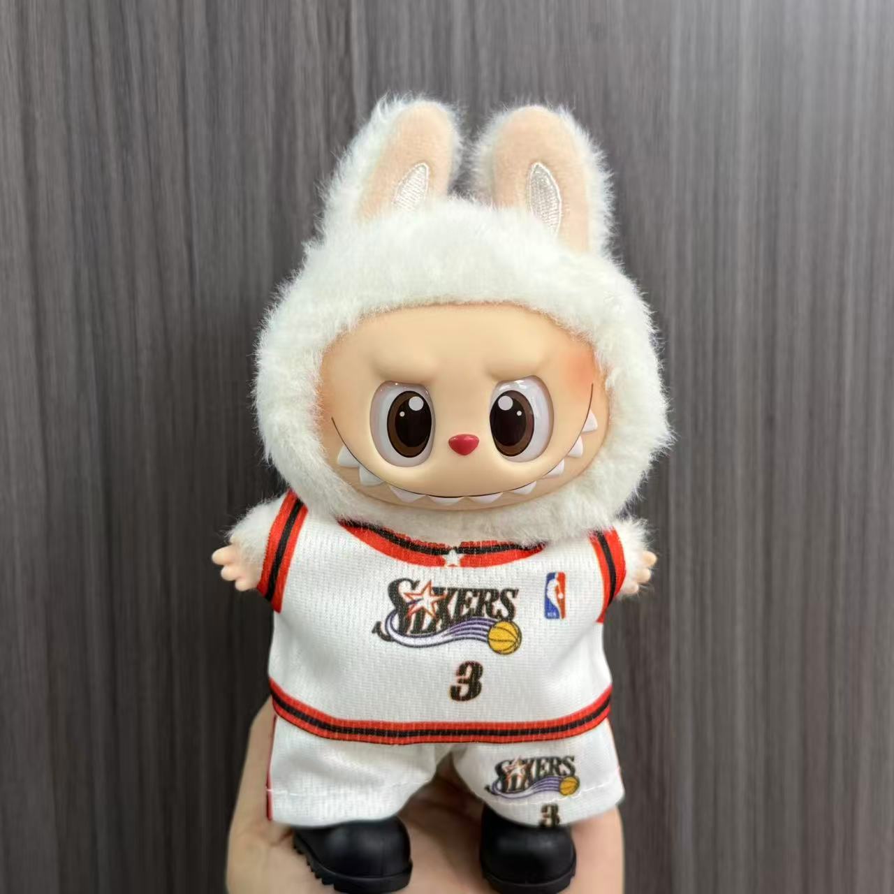 Labubu ぬいぐるみ 17cm プードル風 高級カスタム品】 Labubu ぬいぐるみ 17cm プードル風