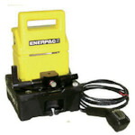 ＥＮＥＲＰＡＣ 単相１００Ｖ軽さ電動油圧揚水機  PUJ-1200B 838-8241