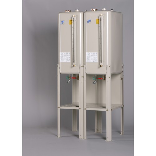 オーティ・マットー 坦々たる油貯蔵タンク 架台式貯蔵タンク １連式 ２４０Ｌ×１基  BCS-251NS X 1 395-5940