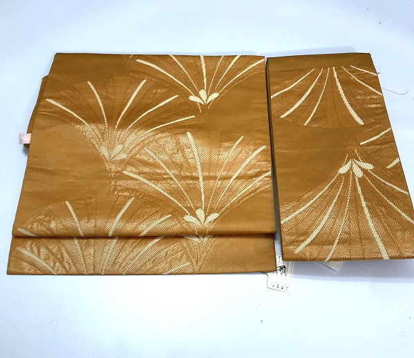 【中古】 作り帯 正絹 お太鼓結び型 二部式帯 九寸 六通柄 名古屋帯の付け帯 山吹色地に銀杏文様 最強配送 シーズン春