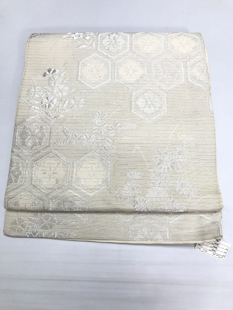 【中古】袋帯 正絹 白地に草花文様 夏帯