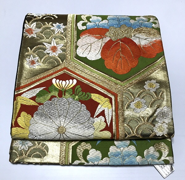 【中古】袋帯 正絹 ゴールド地に亀甲文様