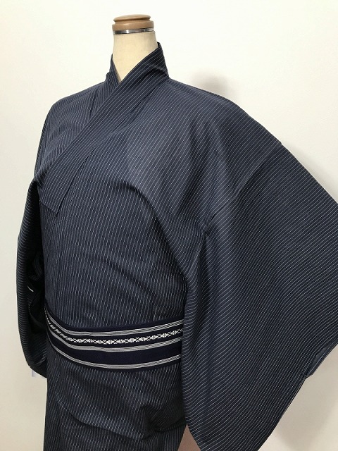 新品 Mサイズ 男物 綿麻 浴衣 濃紺地に縞文様