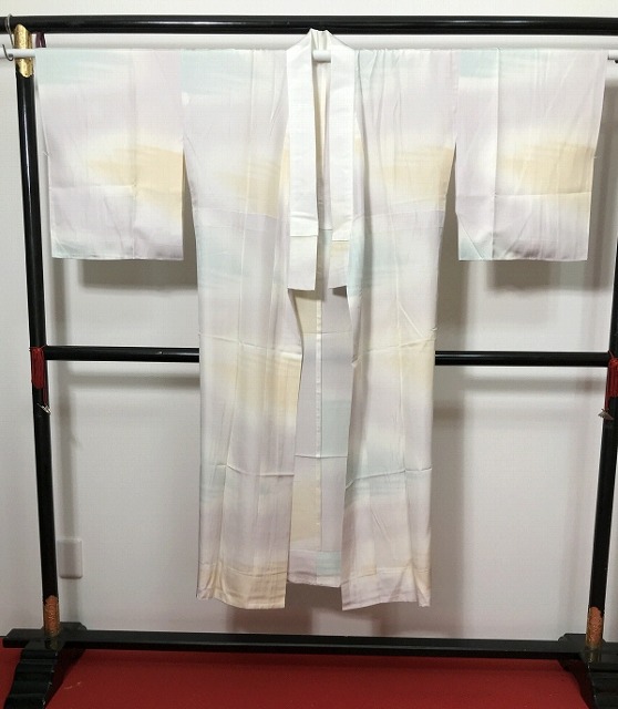 【中古】Lサイズ 長襦袢 正絹 白地にぼかし染め 最強配送 シーズン春
