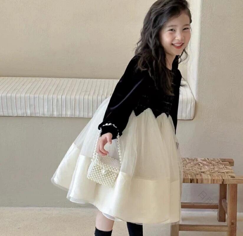 特別な日の輝きを彩る 上品なベロアドレス お姫様気分で華やぐ チュールの優雅さ 子供用フォーマル 入園式から七五三まで 思い出に残る一着 高品質素材で快適 パーティーシーンも安心
