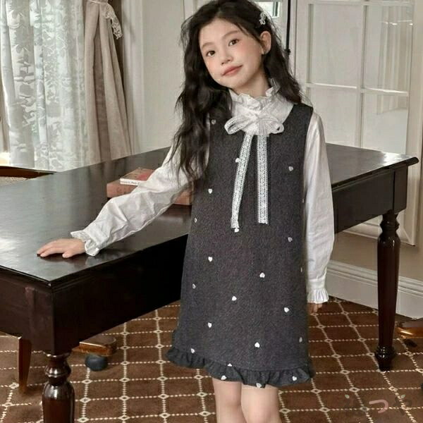 赤ちゃん服 うしろ帯 セットアップ 烏兎 新品 長袖 プルオーバートップ+前掛けスコート 2点仕掛ける キッズ 上下仕掛ける うしろ帯 春服 スコート仕掛ける 通学着 普段着 今めかしい 白トップ 余暇 ガールズ ちびっ子服 ハート形柄 スコート 生まれ落ちる日 差し上げ物 120 130 140 150 160 170