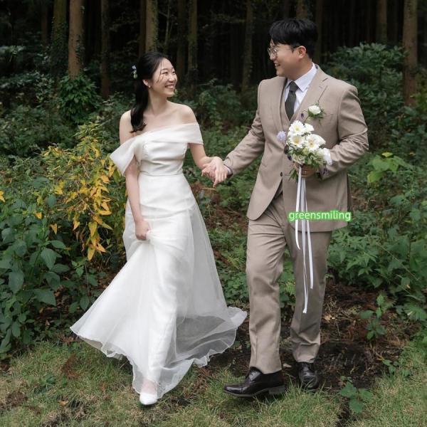 ウェディングドレス オフショルダー スレンダーライン 編み上げ ロングドレス 二次会 結婚式 披露宴 前撮り 後撮り 発表会 花嫁 ウエディングドレス 挙式｜福和貿易　第二店