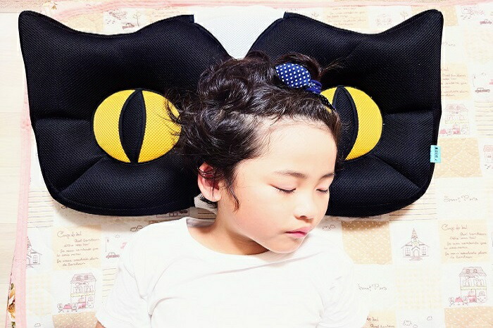 クリコ 専用カバー付き 枕 猫柄 異次元枕 睡眠 安眠 洗える 安定感 高さ調節 可愛い枕 動物枕 特許取得済 高反発枕 こども用枕 頸椎安定枕 横向き寝 かわいい枕 快眠枕 高級枕 高級枕 通気枕 蒸れ防止 快適枕