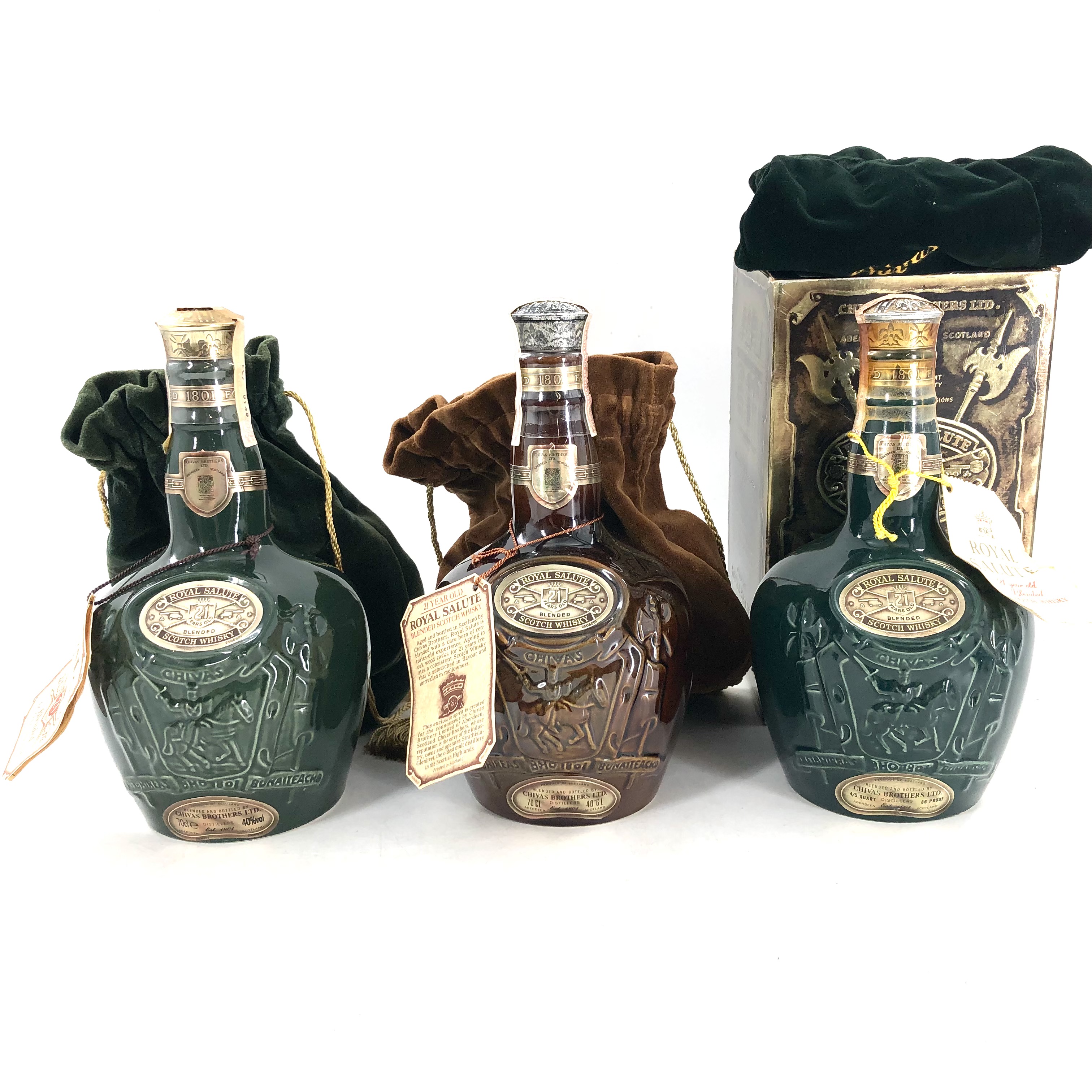 未開栓品 古酒 スコッチウイスキー ロイヤルサルート 21年 緑ボトル 巾着袋付 ◎◎ROYAL SALUTE(CHIVAS REGAL) ロイヤルサルート 21年