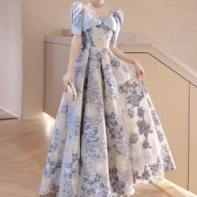 ロングドレス Aラインドレス ドレス ウェディング パーティー 結婚式 披露宴 演奏会 発表会 謝恩会 ラウンジ クラブ ロング 半袖 パフスリーブ Aライン 刺繍 ハイウエスト 可愛い きれいめ 大人可愛い 上品 おしゃれ キュート ガーリー エレガント 主役級 存在感
