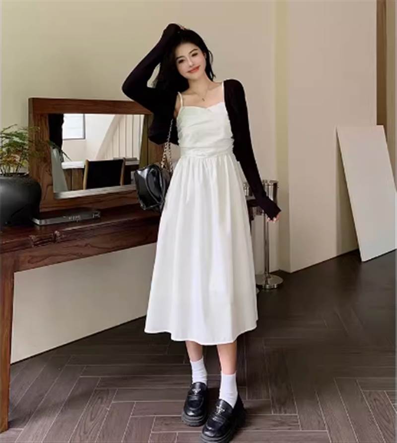 【FunnyBunny】 レディース トップス ワンピース ノースリーブ キャミソールワンピース カーディガン 無地 個性的 エレガント タイト カジュアル シンプル 主役級 長袖 夏 春 上品 10代 大人可愛い 細身 きれいめ おしゃれ 存在感 20代 セット｜Funny Bunny