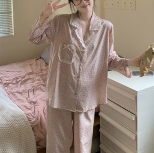 【FunnyBunny】 ルームウェア パジャマ 春 大人可愛い ラフ お洒落 部屋着 20代 ナイトウェア かわいい ツーピース 秋 シンプル 10代 クール 存在感 主役級 冬 モード系 きれいめ おしゃれ こなれ感 上下セット