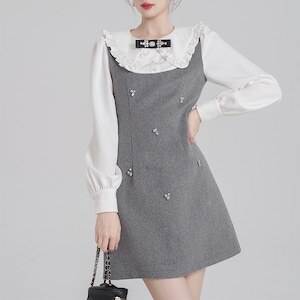 キラキラ ビジュー レディース ワンピース ミニ 長袖 角襟 ボウタイ りぼんタイ フレア Aライン フェミニン フリル かわいい シンプル おしゃれ こなれ感 ガーリー エレガント とろみ感 ラブリー キュート 都会的 春 秋 冬
