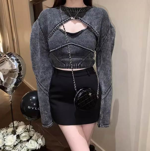 レディース スカート ボトムス 膝上 タイト スリム 細身 スリット ハイウエスト 伸縮性 大人可愛い きれいめ シンプル カジュアル 上品 おしゃれ エレガント 都会的 ラグジュアリー クラシカル ベーシック 無地 秋 冬 授業参観