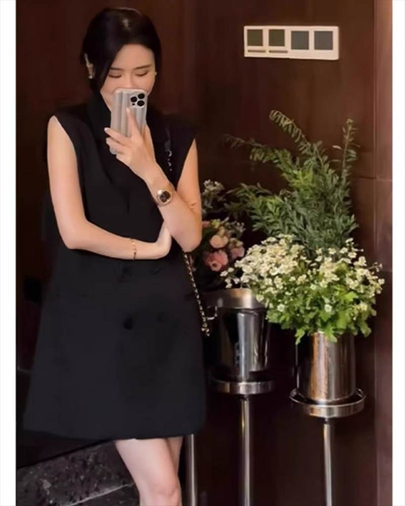 レディース 衣装 ミニ 膝上 袖なし ノースリーブ Vのど首 シュロの葉 愛くるしげ 成年者好いたらしい 好いたらしいめ 分かりやすい 雅びやか 今めかしい 雅びやか 主演者級 お出でになる感 会う約束 お出かけ 寄りあい でき事 たまり場 美脚 脚長 花の冠yd 清楚